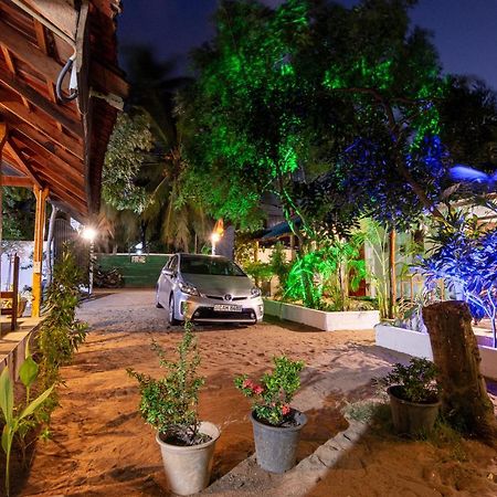 Comfort Beach Hotel Arugam Bay Exterior foto