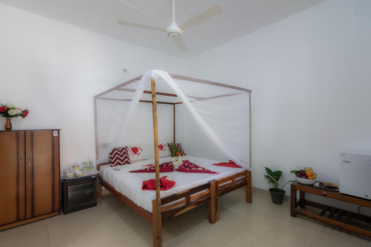 Comfort Beach Hotel Arugam Bay Exterior foto